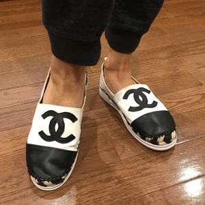 CHANEL Espadrilles
